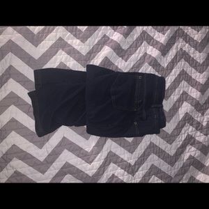 dark blue jegging capris